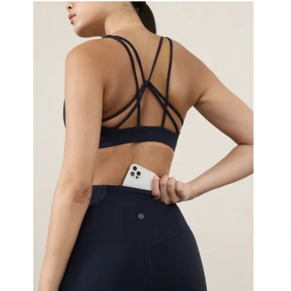 Athleta Elation Straight Leg Pant in Dark Blue Size M Used But Good Condition. - Picture 2 of 7